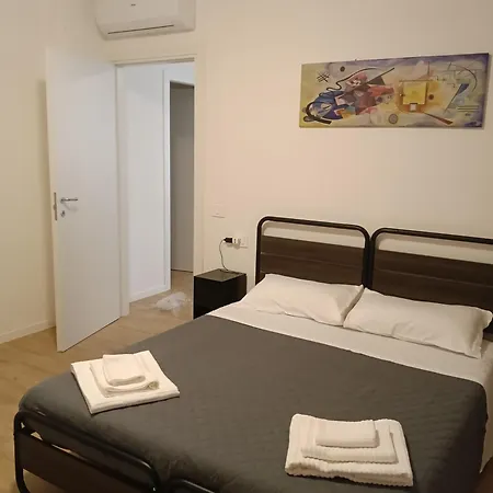 Apartment Hello Parma